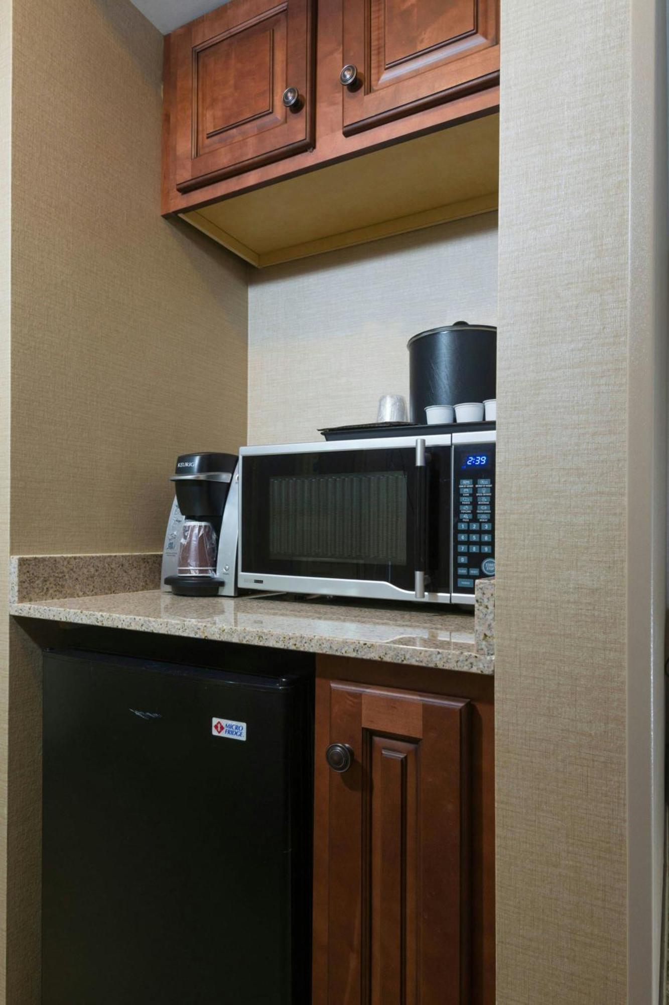 Fairfield Inn By Marriott Boston Sudbury Exterior photo